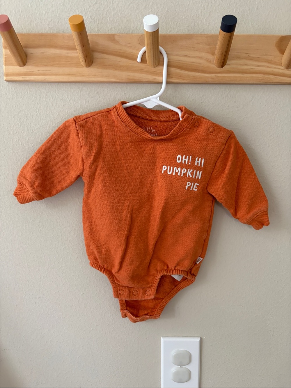 Orange 'Oh! Hi Pumpkin Pie' Long-Sleeve Baby Bodysuit